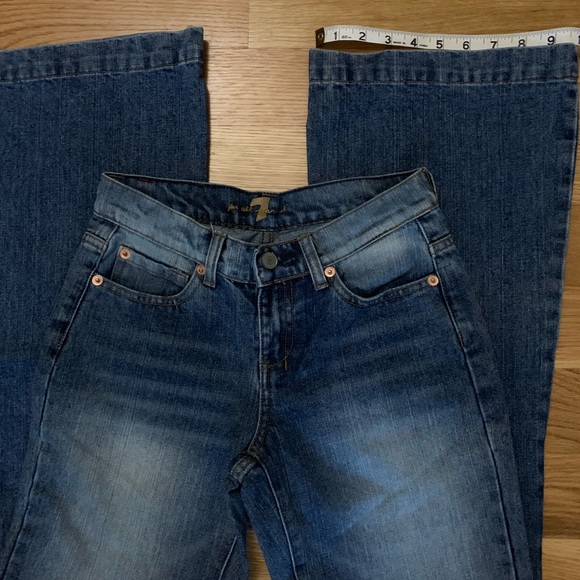 ❇️7 for all Mankind Jeans Flare Jeans❇️ - Picture 3 of 6